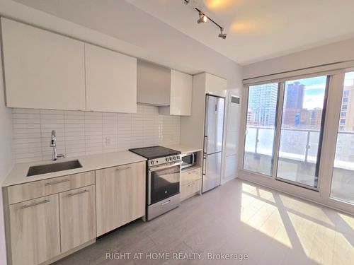 931-251 Jarvis St, Toronto, ON, M5B0C3 | Card Image