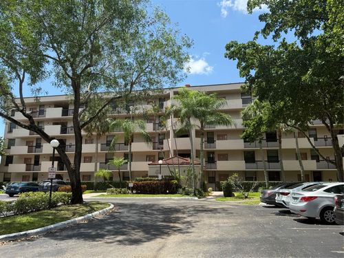 apt-206-2768 Carambola Cir S, Coconut Creek, FL, 33066-2590 | Card Image