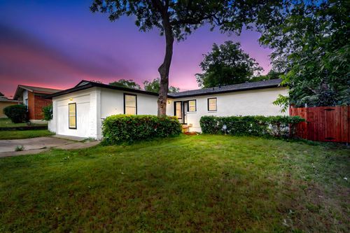 3920 Vanette Ln, Dallas, TX, 75216-6055 | Card Image