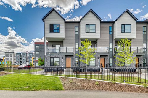 528-20295 Seton Way Se, Calgary, AB, T3M3X3 | Card Image