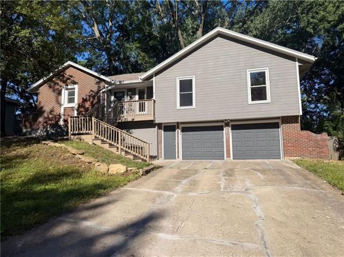 205 Ist Street Terrace, Blue Springs, MO, 64014 | Card Image
