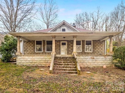 385 Chunns Cove Rd, Asheville, NC, 28805-1212 | Card Image