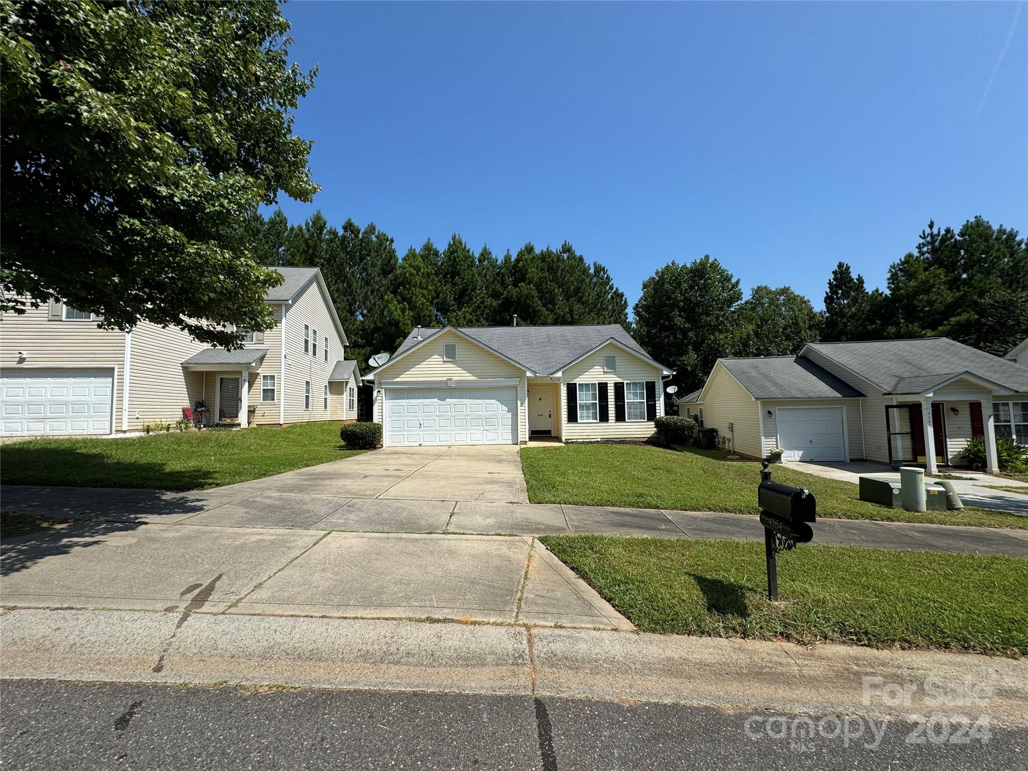 Broadstairs Dr, Concord, NC 28025