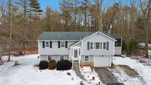 14 Seabrook Rd, Salisbury, MA, 01952-1608 | Card Image