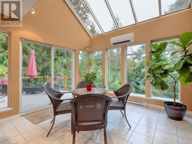 8849 Carmanah Terr, House other with 6 bedrooms, 4 bathrooms and 4 parking in North Saanich BC | Image 5