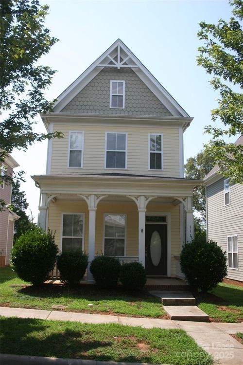 111 Kensington St, Mooresville, NC, 28117-8042 | Card Image