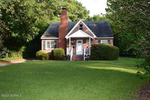 2-565 N May St, Southern Pines, NC, 28387-5611 | Card Image