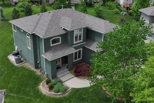 15534 Shawnee Dr, Overland Park, KS, 66223-3335 | Card Image