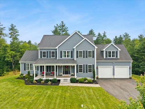 8 Paddock Cir, Middleboro, MA, 02346-1241 | Card Image