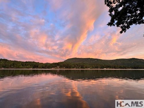43 Chimney Pt, Lake Toxaway, NC, 28747-9606 | Card Image