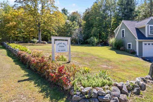 219 Church St, Barrington, NH, 03825-7257 | Card Image