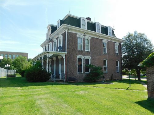367 Morgantown St, Uniontown, PA, 15401-4876 | Card Image