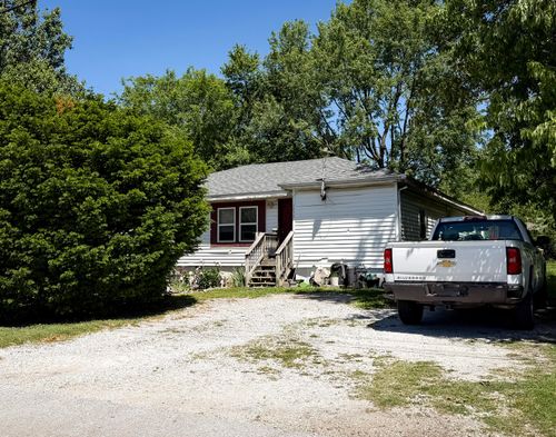 3235 W Calhoun Street, Springfield, MO, 65802 | Card Image