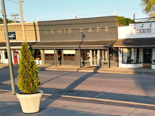 145 S Main St, Saint Clair, MO, 63077-1555 | Card Image
