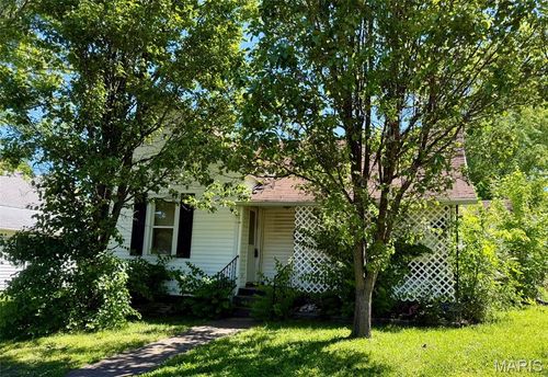412 Monroe St, Desloge, MO, 63601-3422 | Card Image