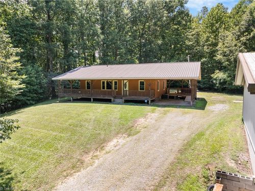 177 Kevin Dale Dr, Lexington, NC, 27295-7114 | Card Image
