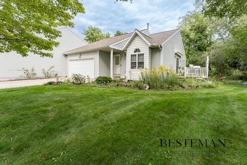 1537 Beechwood Ct, Grand Haven, MI, 49417-2391 | Card Image