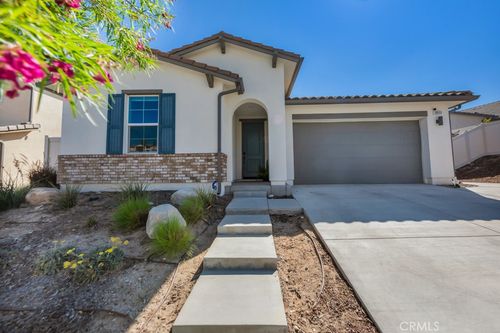 28553 Foothill Way, Saugus, CA, 91350-3290 | Card Image
