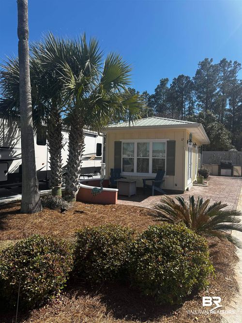17-12131 Gateway Dr, Elberta, AL, 36530-4403 | Card Image