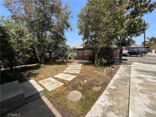 10927 Eastwood Ave, Inglewood, CA, 90304 | Card Image