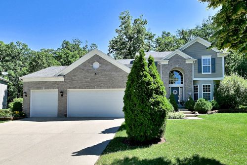 10 Sequoia Ct, Streamwood, IL, 60107-4506 | Card Image