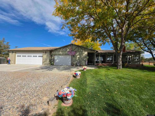 1001 N Road 11, Worland, WY, 82401-9578 | Card Image