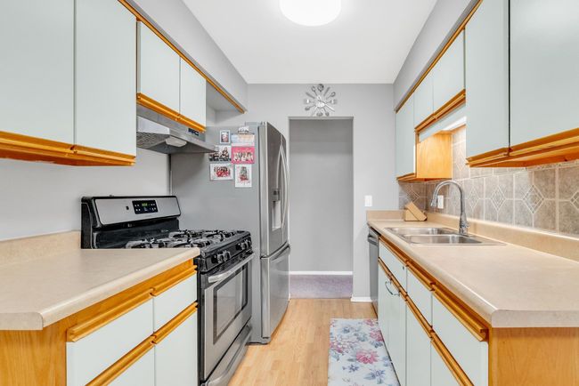 37231 Glenbrook Dr, Condo with 2 bedrooms, 2 bathrooms and null parking in Clinton Township MI | Image 11