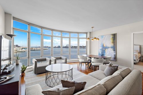 1115-8100 River Rd, North Bergen, NJ, 07047-7233 | Card Image