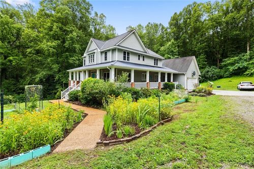 11021 Grub Hill Church Rd, Amelia Court House, VA, 23002-4937 | Card Image