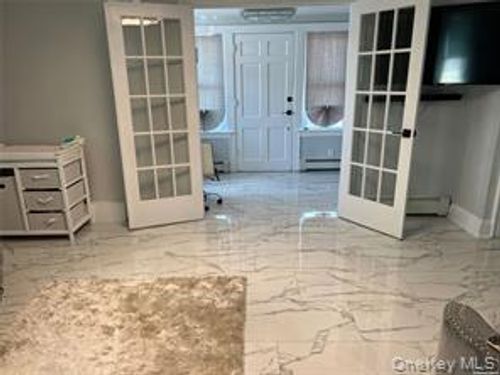 1261 Waverly St, Hewlett, NY, 11557-1227 | Card Image