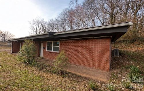 apt-1-3-813 3rd Street Pl Sw, Hickory, NC, 28602-3405 | Card Image