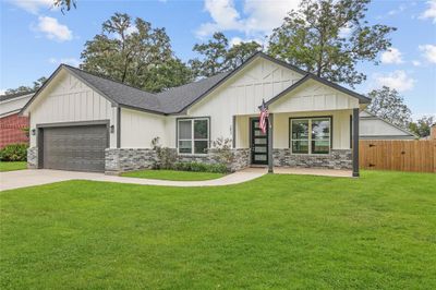 253 Canterbury Drive, House other with 4 bedrooms, 3 bathrooms and null parking in West Columbia TX | Image 1