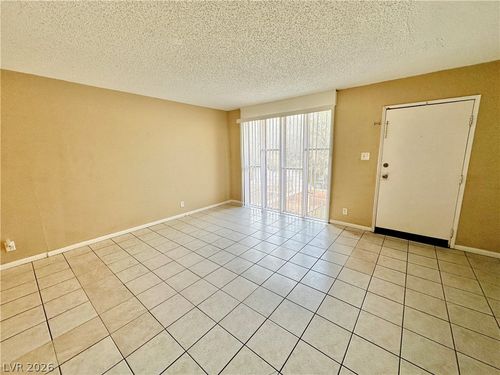 apt-3-3330 Cambridge St, Las Vegas, NV, 89169-2830 | Card Image