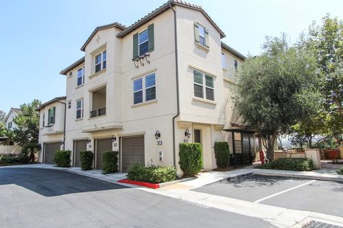 941 S Bluff Rd, Montebello, CA, 90640 | Card Image