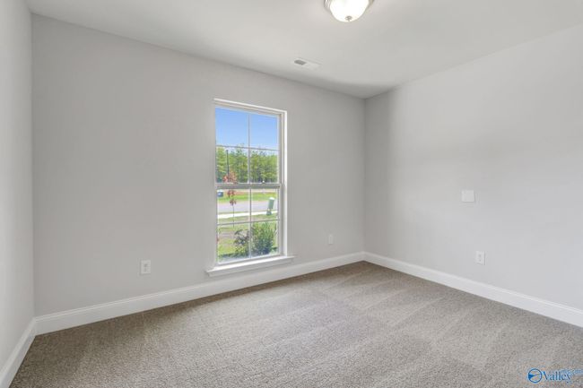 9211 Eagle Trace Dr Se, House other with 4 bedrooms, 2 bathrooms and null parking in Owens Cross Roads AL | Image 4
