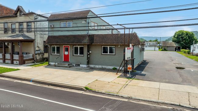 430 W 3 Rd St, Home with 0 bedrooms, 1 bathrooms and null parking in Nescopeck PA | Image 34