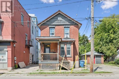 10 Ontario St, Guelph, ON, N1E3B1 | Card Image