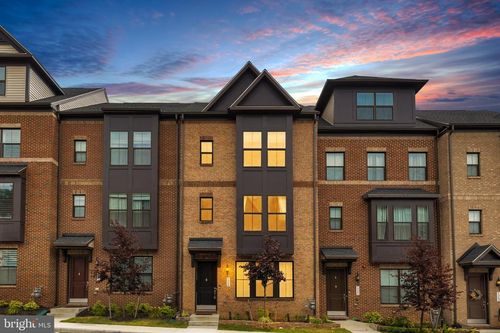 7265 Nittany Ln, ALEXANDRIA, VA, 22306-2356 | Card Image