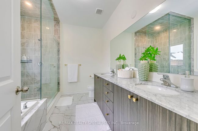 328 Valleyway Dr, House other with 8 bedrooms, 6 bathrooms and 4 parking in Brampton ON | Image 24