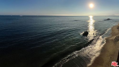 24844 Malibu Rd, MALIBU, CA, 90265-4617 | Card Image