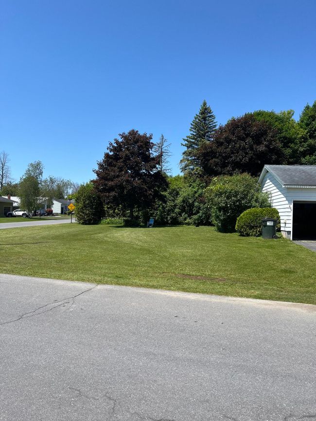 3 Edgewater Dr, House other with 4 bedrooms, 3 bathrooms and null parking in Rouses Point NY | Image 22