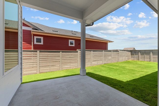 Covered Side Porch | Image 26