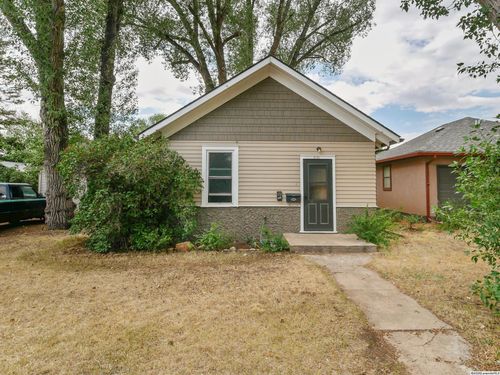 606 E Harney St, Laramie, WY, 82072-2645 | Card Image