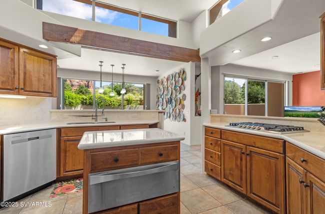 15 Broken Lance Way, House other with 3 bedrooms, 3 bathrooms and null parking in Sedona AZ | Image 5