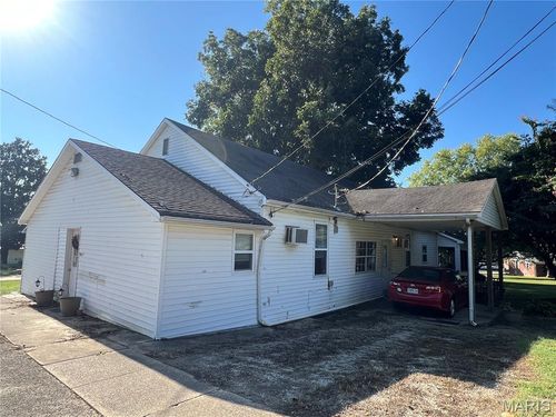 264 W Click Ave, Puxico, MO, 63960-8405 | Card Image