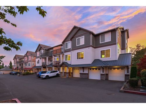 595 Nw Lost Springs Ter, Portland, OR, 97229-6589 | Card Image