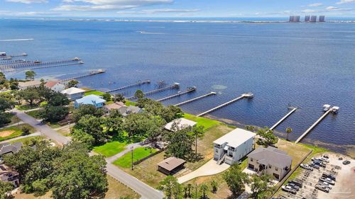 3171 Bay St, Gulf Breeze, FL, 32563-5306 | Card Image