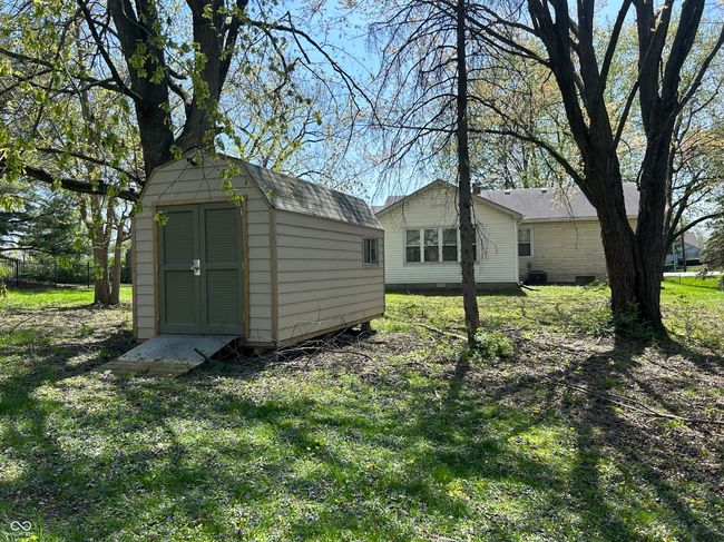 5822 W 62 Nd St, House other with 3 bedrooms, 1 bathrooms and null parking in Indianapolis IN | Image 53