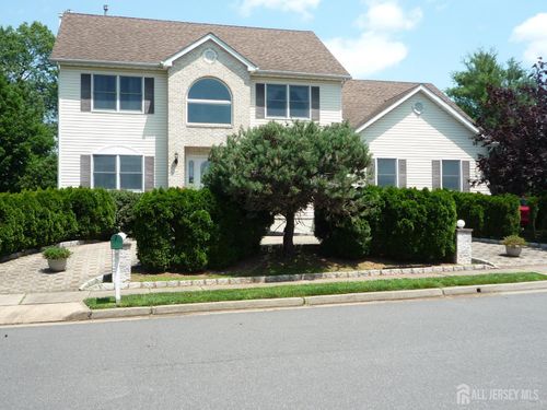 20 Ballo Pl, Edison, NJ, 08820-3837 | Card Image