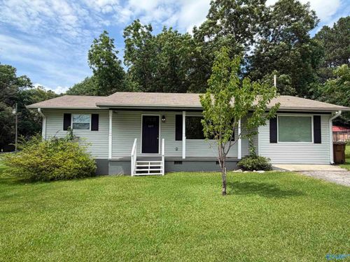 507 Woodland St Nw, Hartselle, AL, 35640-1811 | Card Image